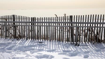 News Wrap: Winter storm piling up snow in Sierra Nevada