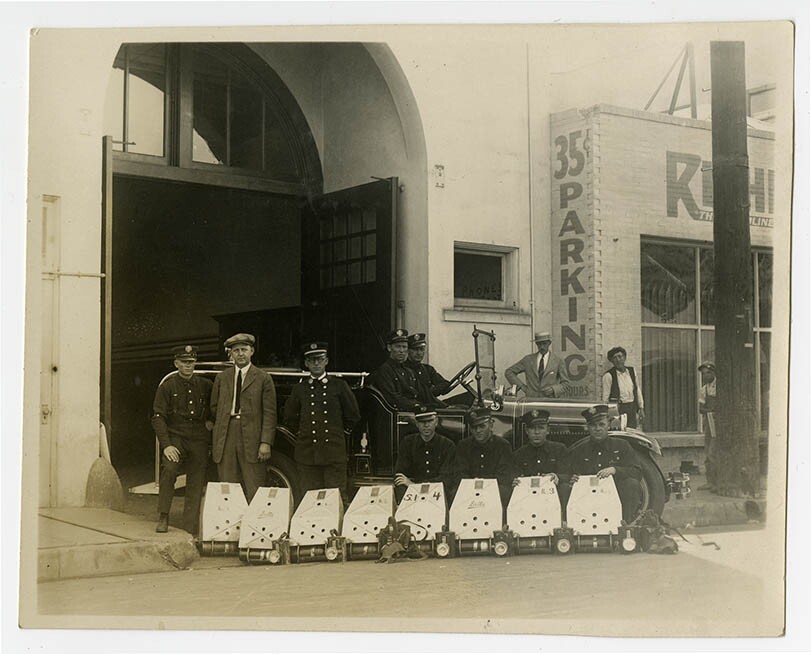 Los Angeles Fire Department photographs, 1912-1915, courtesy California Historical Society, PC19_02.