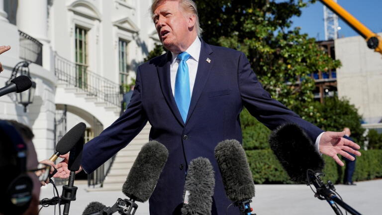 News Wrap: Judge extends White House access for news outlets