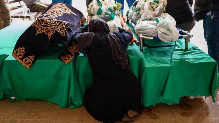 Lebanese emergency workers risk lives to aid civilians