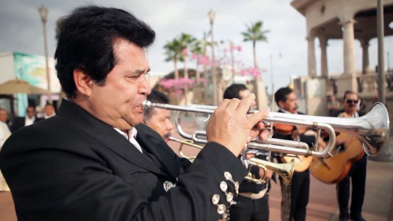 Mariachis in Boyle Heights