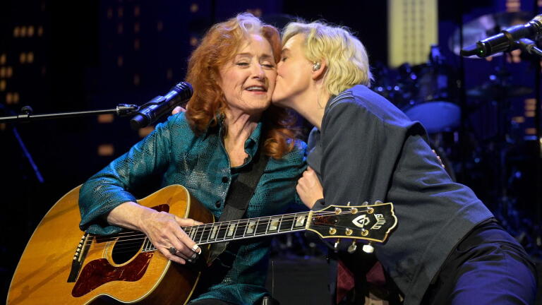 Brandi Carlile and Bonnie Raitt "Angel From Montgomery"