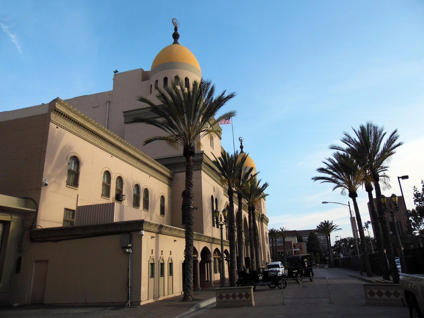 Exterior of Shrine Auditorium and Expo Hall | Sandi Hemmerlein