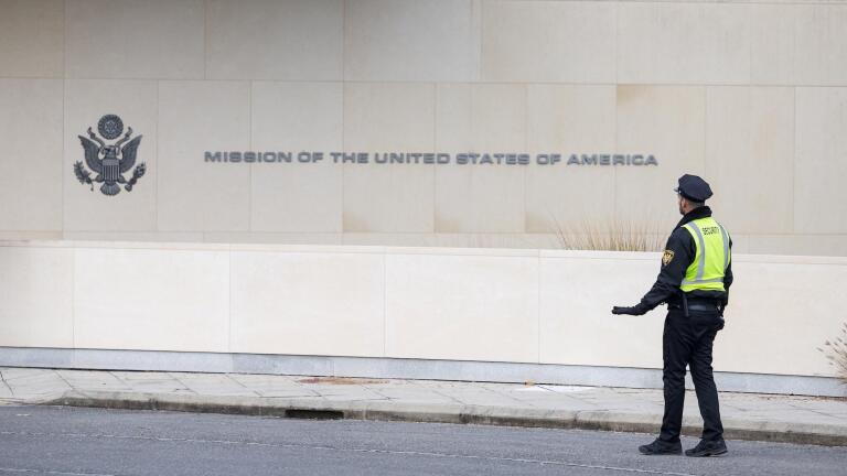 November 23, 2025 - PBS News Weekend full episode