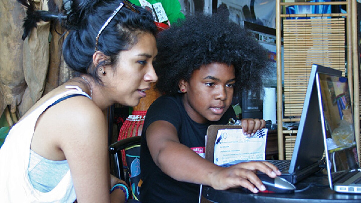 TwoFemaleStudents_Computer.jpg