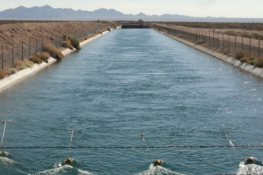 The Colorado River Aqueduct looking east. | Bruindon/Flickr/Creative Commons
