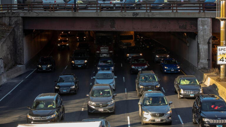 What Trump's fuel economy rollback means for drivers
