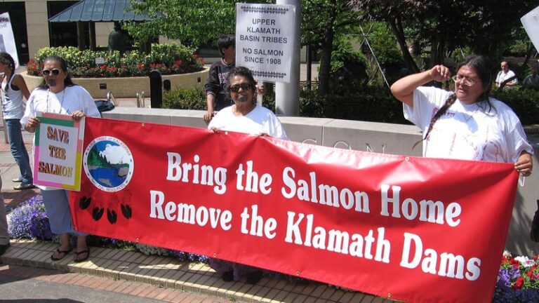 klamath-dam-removal-demonstration-10-24-16.jpg