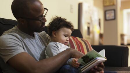 Report: Reading to young children benefits brain development