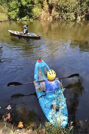 Paddle the L.A. River, 2011 | Photo by U.S. Army Corps of Engineers Los Angeles District used under a Creative Commons license