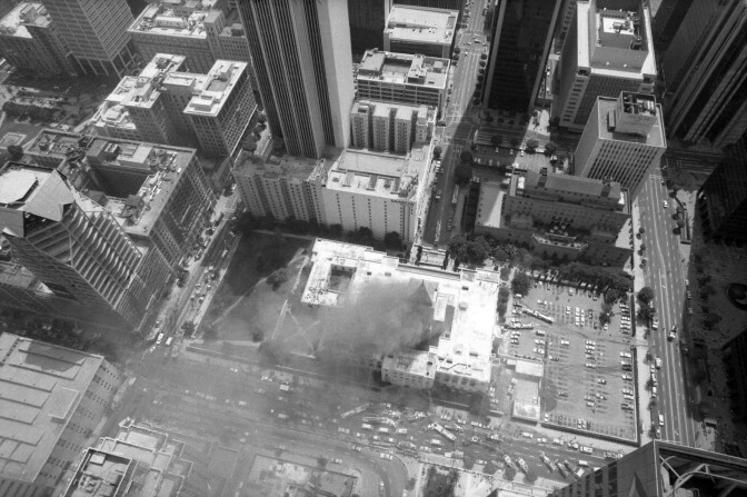 Aerial view of the 1986 Los Angeles Central Library fire