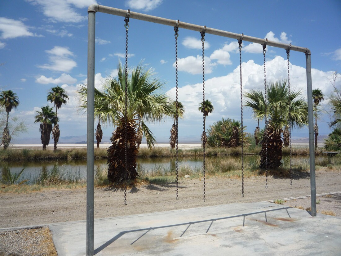Zzyzx (2)