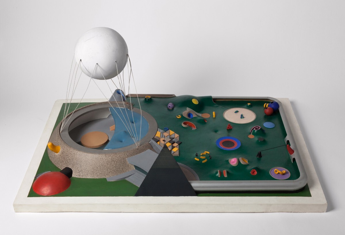 Isamu Noguchi, U.S. Pavilion Expo ’70, 1968; © the Isamu Noguchi Foundation and Garden Museum, New York / Artists Rights Society (ARS), New York; photo: Kevin Noble