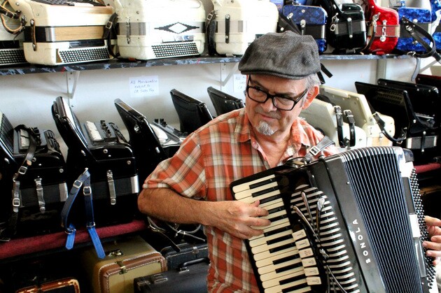 accordion38.jpg