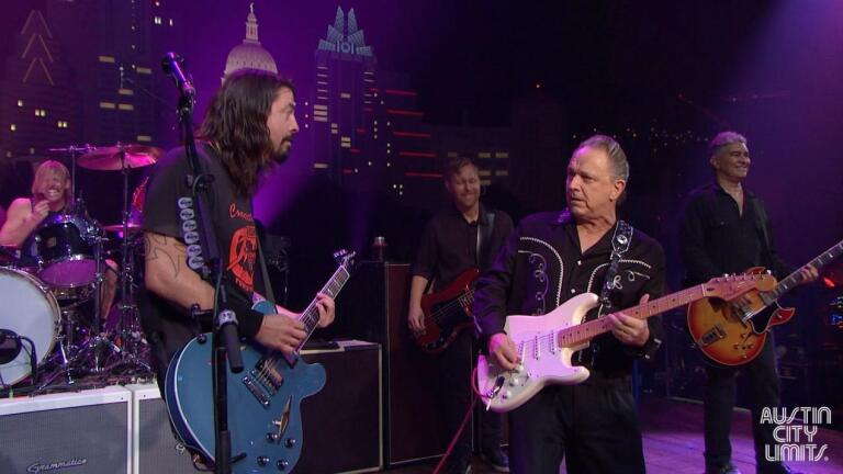 Foo Fighters "Tuff Enuff"