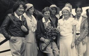 Pancho Barnes and Amelia Earhart with fellow pilots from the 1929 Powder Puff Derby | Courtesy of Pancho Barnes Trust Estate Archive
