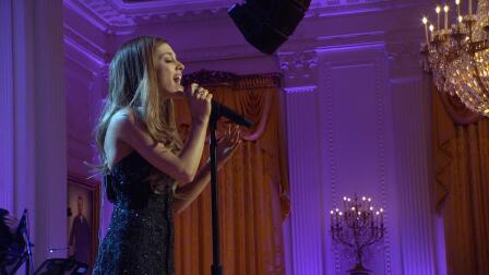 Ariana Grande Performs "I Have Nothing"