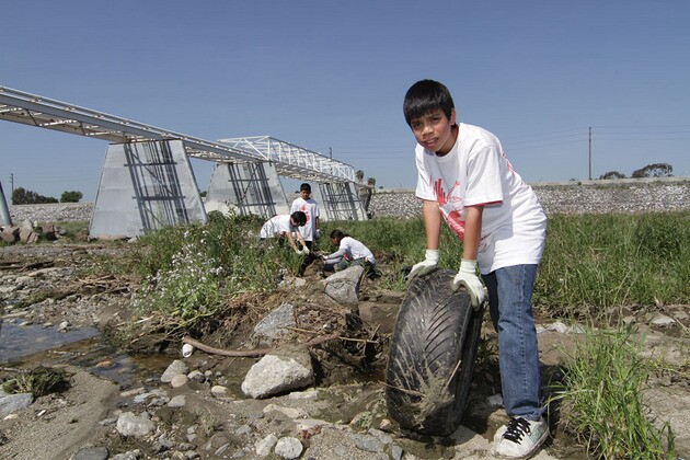 FOLAR_Cleanup_4-28-12_Willow_Estuary2.jpg