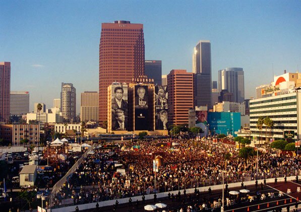 2000-protest.jpg
