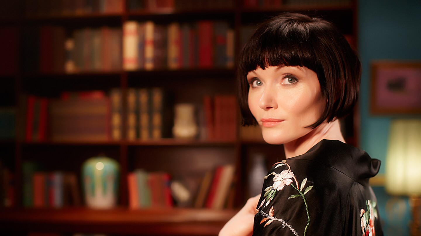miss fisher fasion