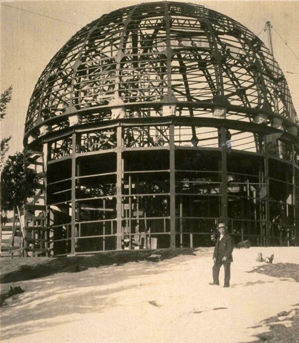Circa 1904 photo of the Mount Wilson Observatory under construction. Courtesy of the William C. Barry Collection of Los Angeles Area Photography, Bancroft Library, UC Berkeley.