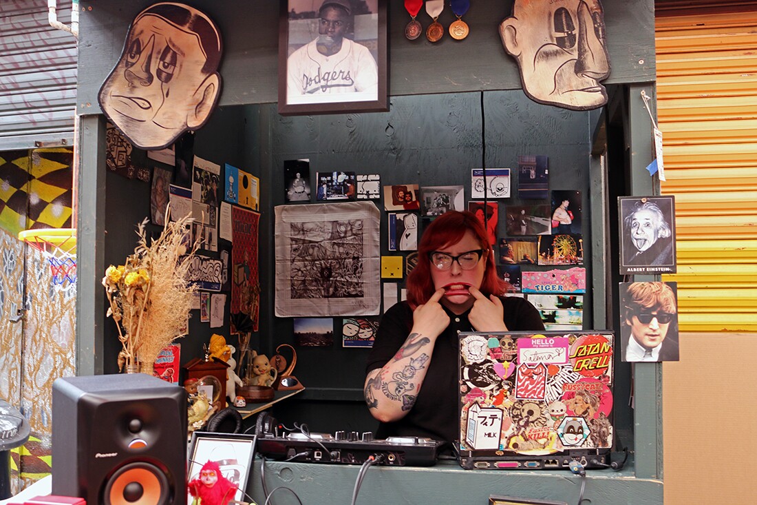 DJ Ivy Satana | Samanta Helou Hernandez