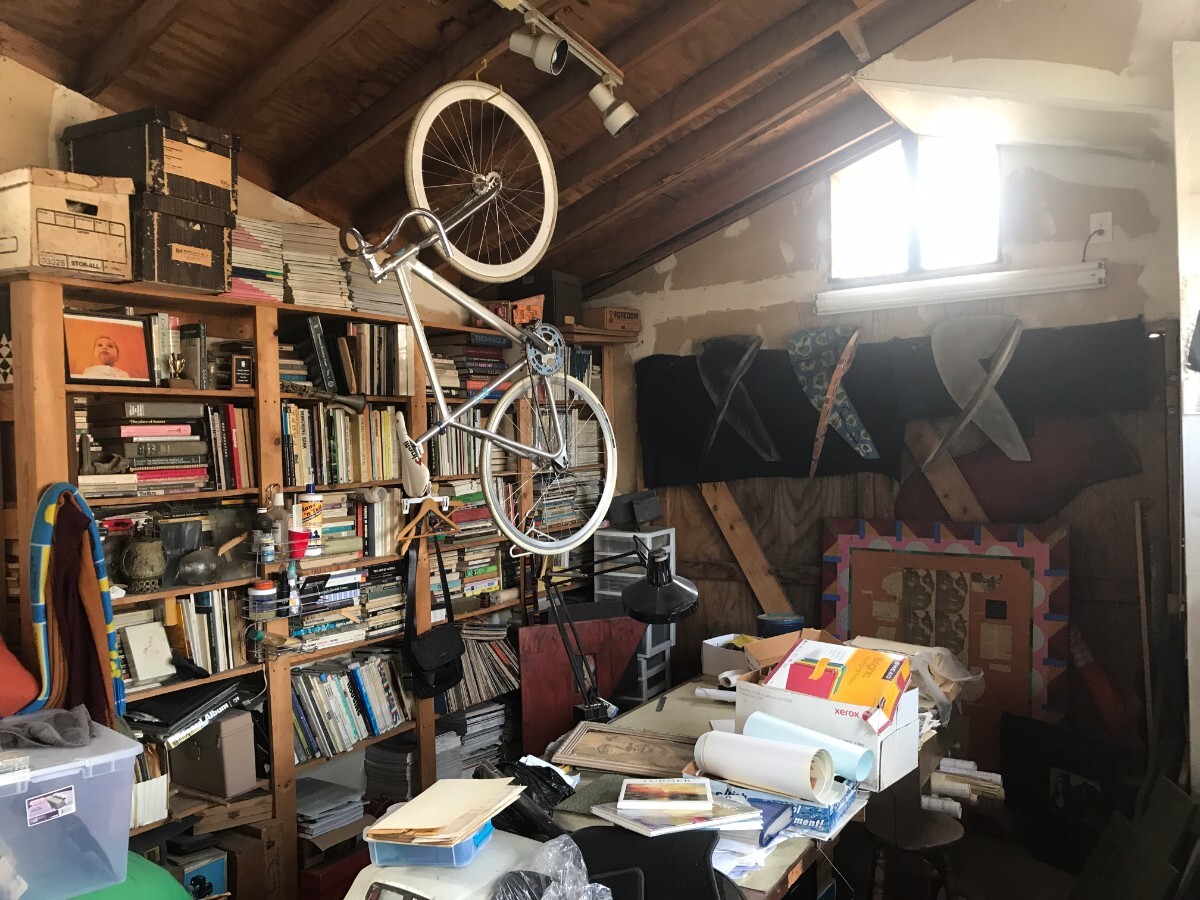 Contents of RoHo's garage | Benedek Mohay