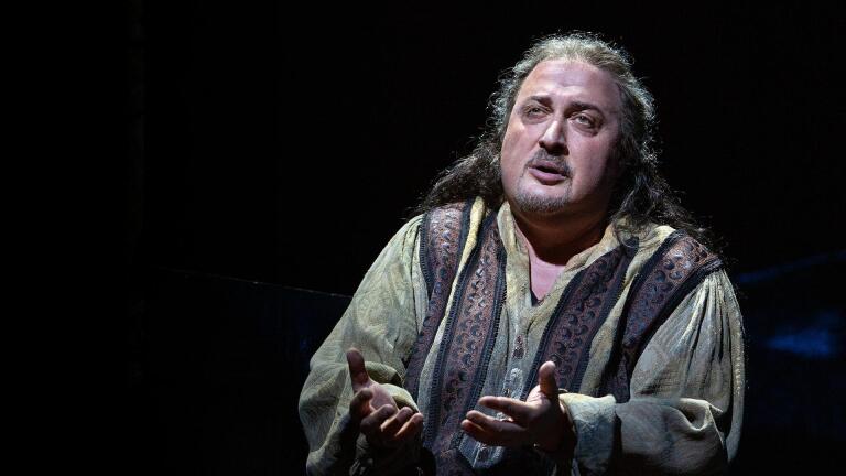 George Gagnidze and Liudmyla Monastyrska in "Nabucco"