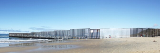 Ana Teresa Fernandez, "Erasing the Border," 2016 (primary)