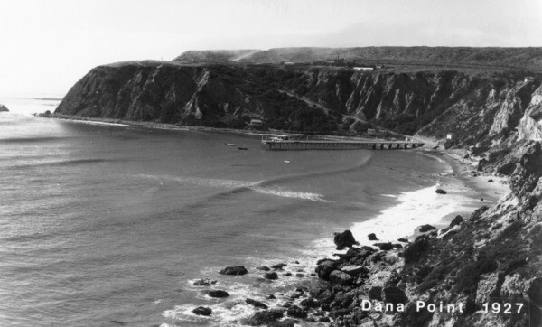 Dana Cove and the Dana Point headlands in 1927. Courtesy of the Orange County Archives.