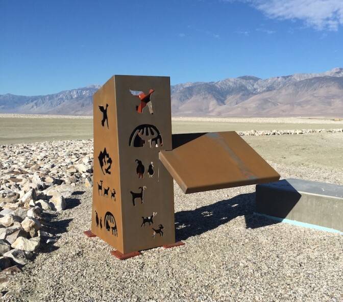 42_owens_lake_land_art_nuvis_ladwp_900.jpg