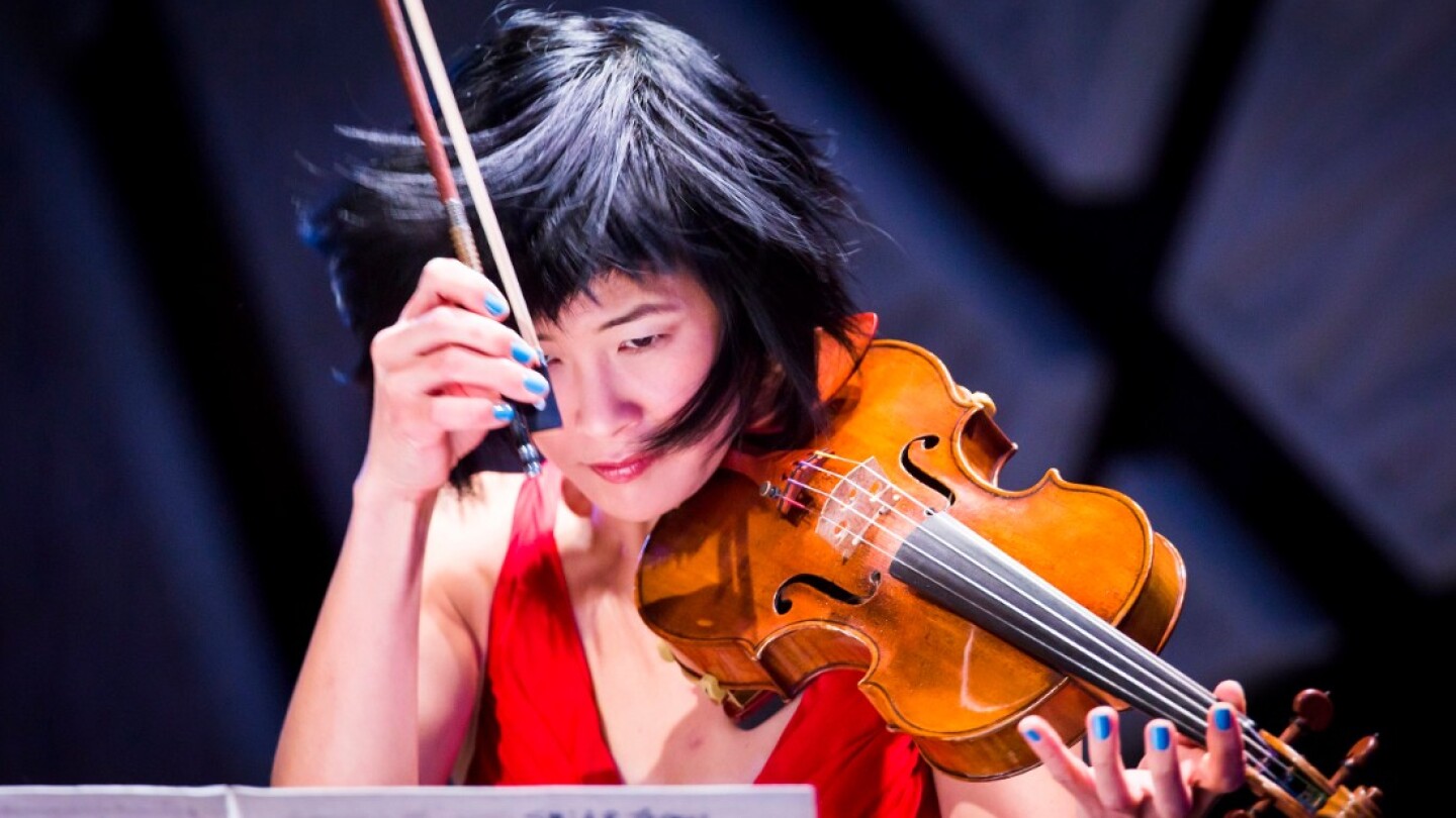 Jennifer Koh in "Shared Madness" | Chris Lee