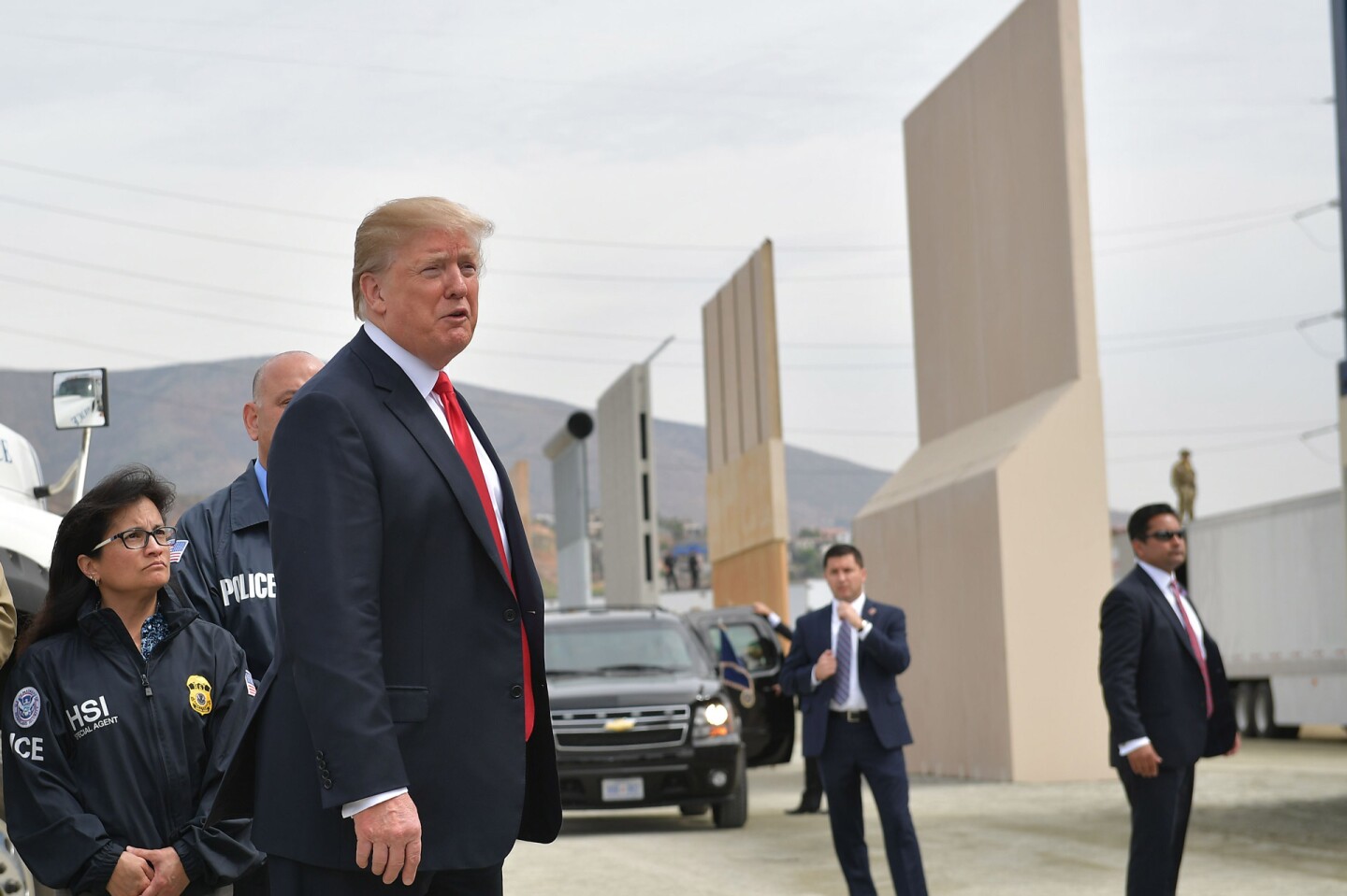 US President Donald Trump inspects border wall prototypes in San Diego, California