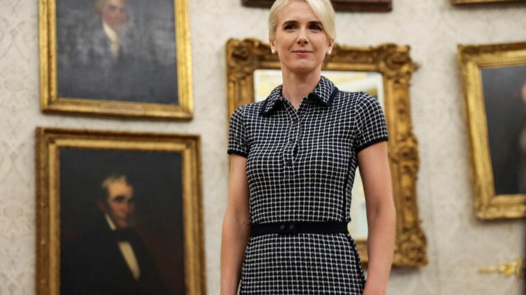 News Wrap: White House defends Trump's $45,000 gifts