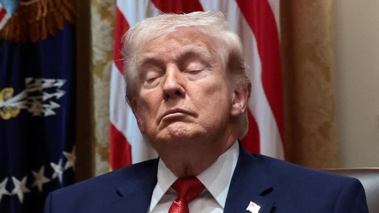 Trump's mixed messages and shifting goals in the Iran war