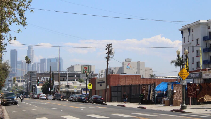 southlosangelesstreetnearlattc.jpg