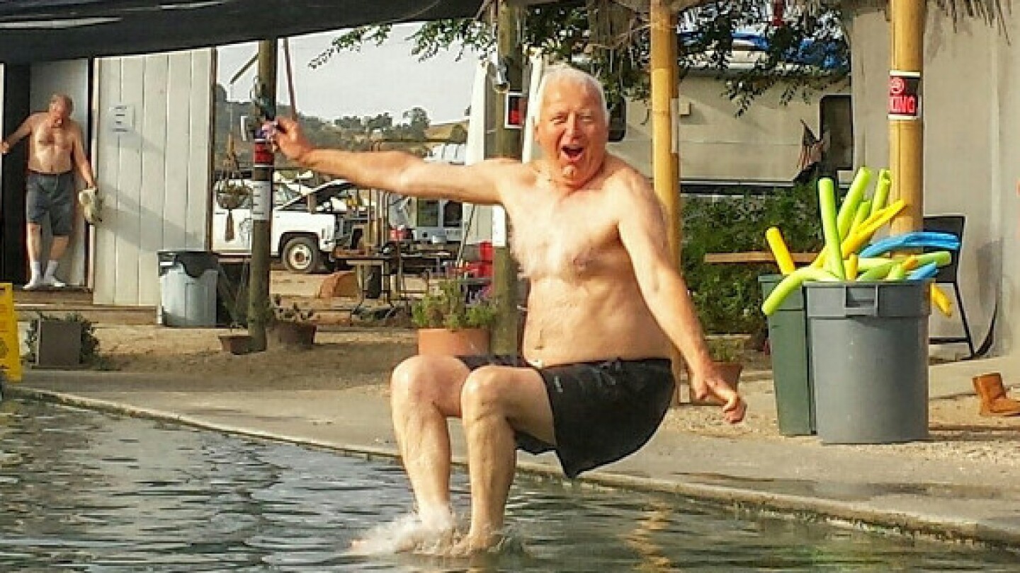Franklin_Hot_Springs_Peter_Huber_close.jpg