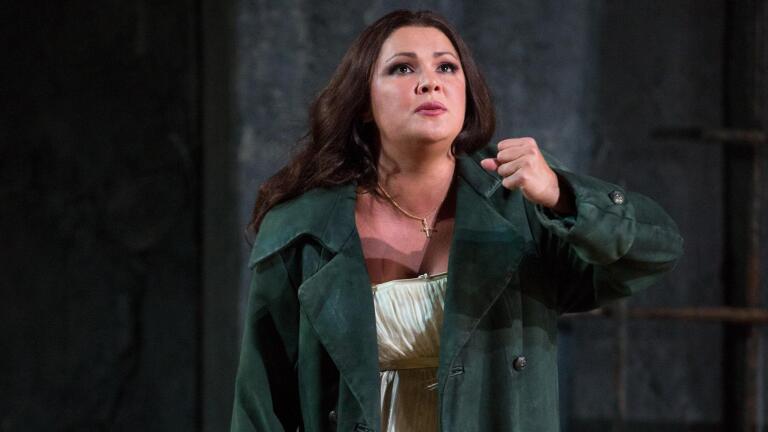 Anna Netrebko's Solo in GP at the Met: Il Trovatore