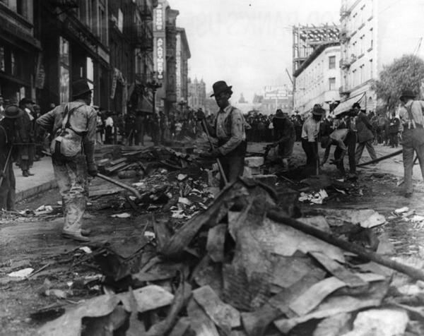 Work crew cleaning up rubble after the bombing | Security Pacific National Bank Collection, Los Angeles Times