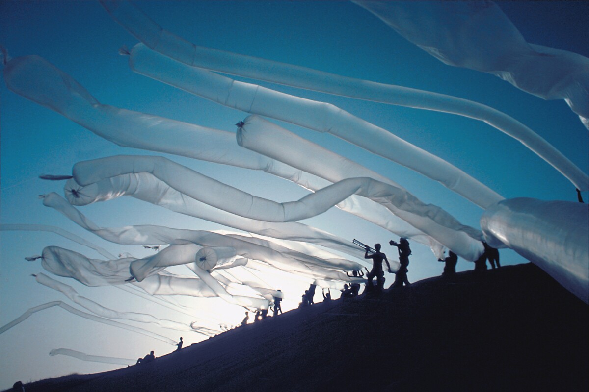 Doron Gazit, Sculptig the Wind on sand dunes in Israel