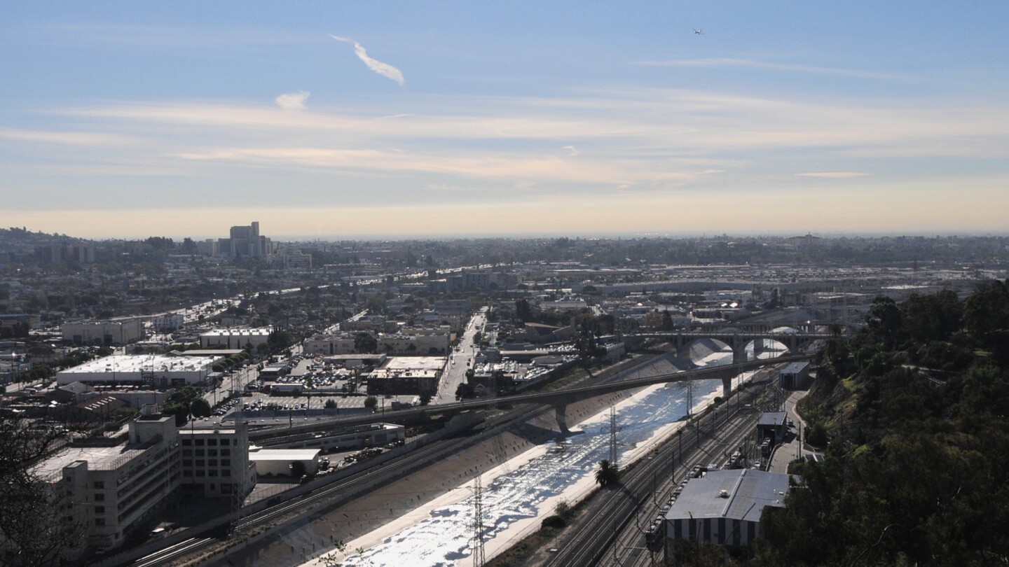 lariver.jpg