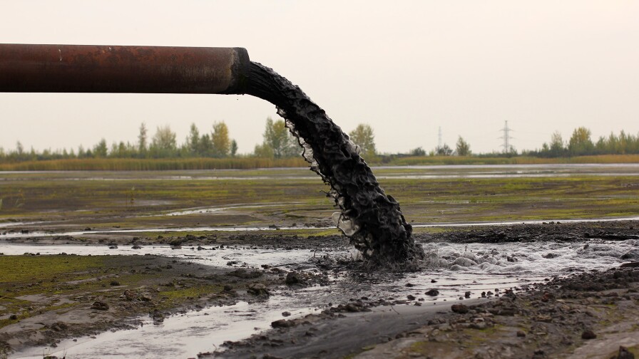 Dark Fluid Flowing from a Pipe