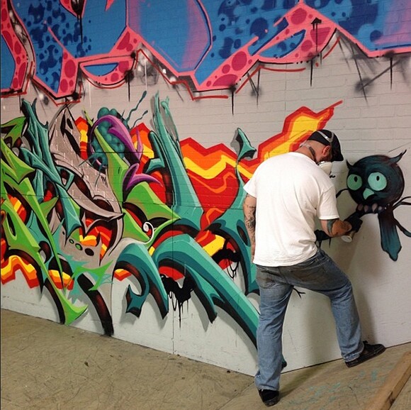 KASL, EVOL, Jason Maloney, and 2SHAE's new pieces at Hurley Skate Park, in progress.