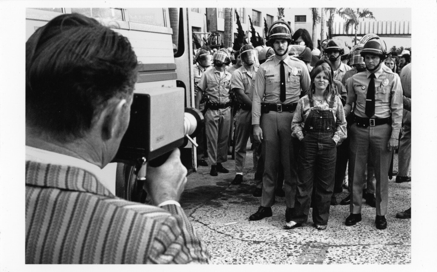 Fred Lonidier, "29 Arrests," 1972