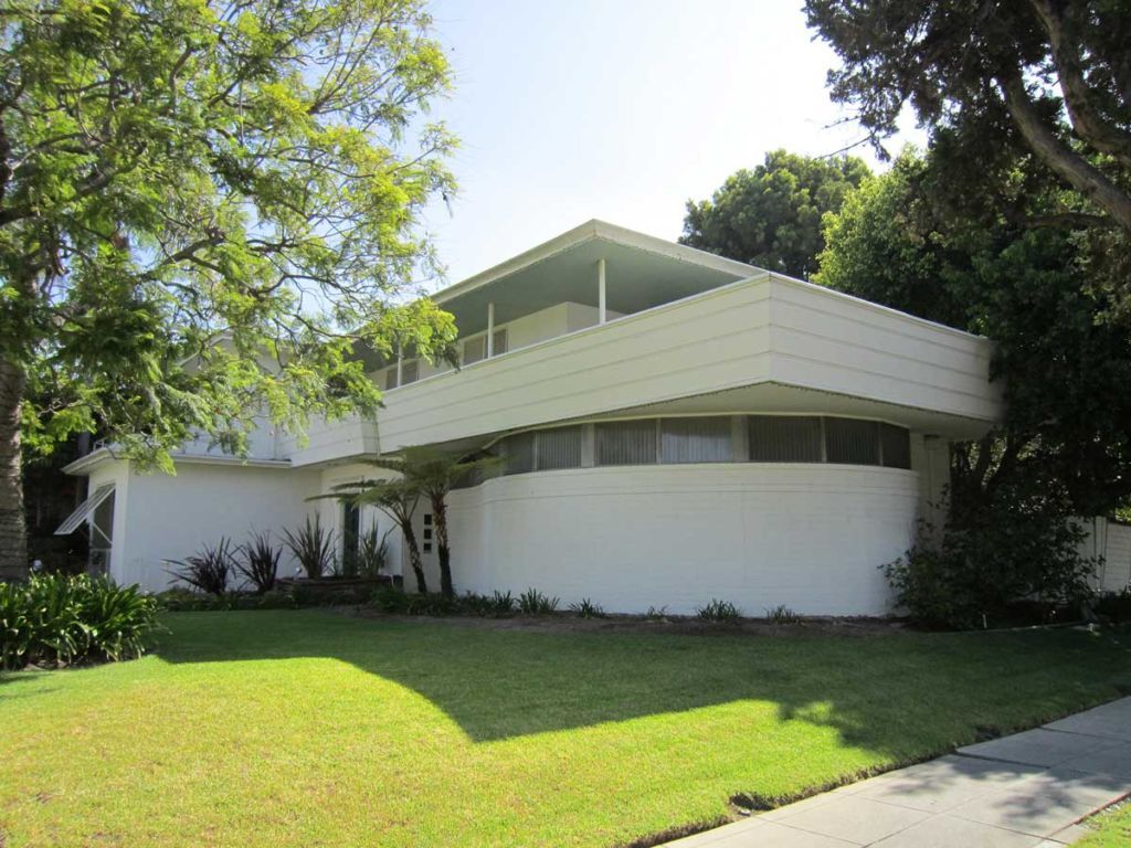 Paul R. Williams Residence, Lafayette Square, Los Angeles, CA. 2006 | Jesse L. Watt for the Paul R. Williams Project at the Art Museum of the University of Memphis