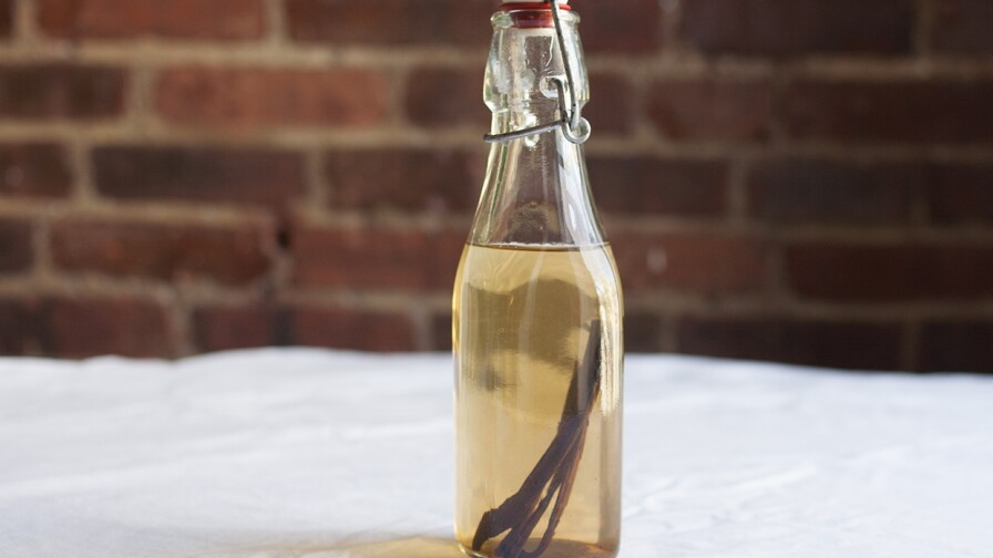 vanilla-extract-large.jpg