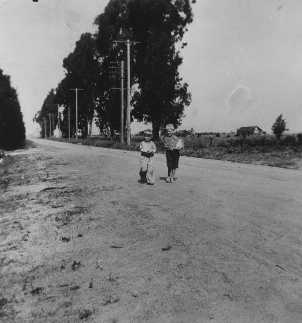 2 boys on Garvey Ave ca. 1955 | Photo: Courtesy of Los Angeles Public Library