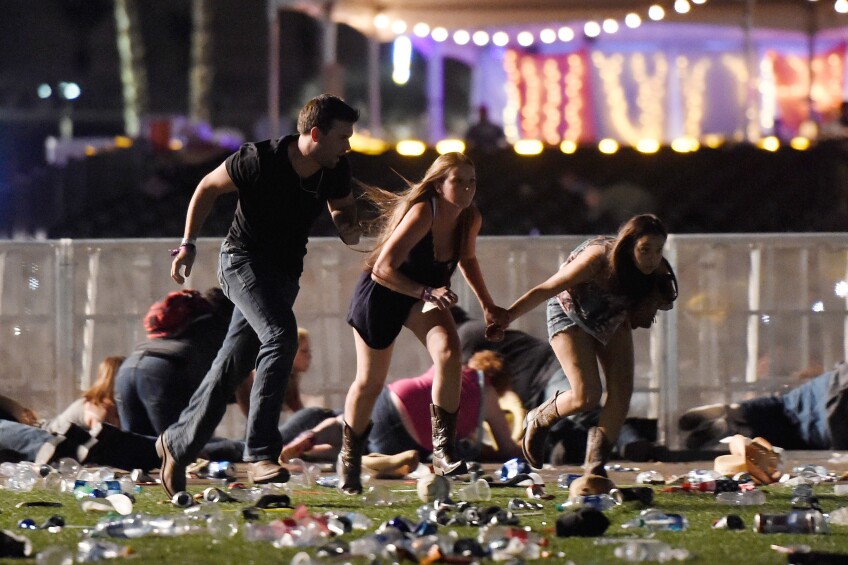 Crowd Flees Los Vegas Shooting