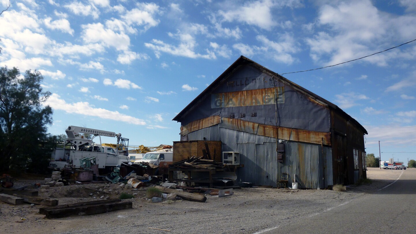 Daggett Garage
