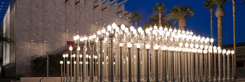 Chris Burden's "Urban Light" | © Museum Associates/LACMA